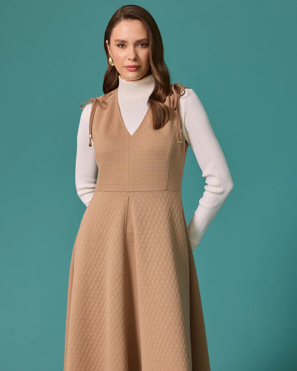 Shoulder-Strap, Detailed Quilted Jile Dress