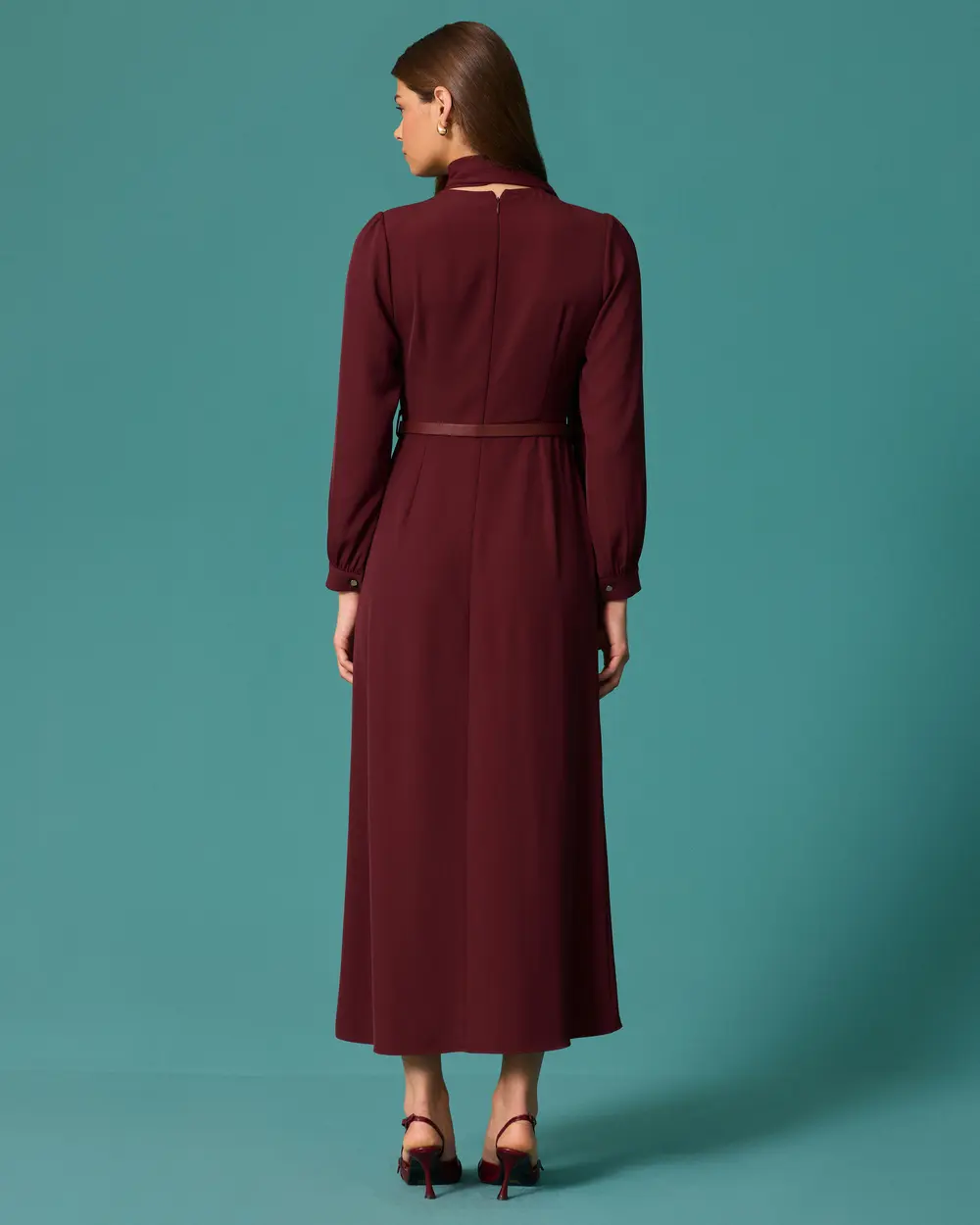 Long Dress with a Stand-Up Collar, Belt, and Scarf Detail