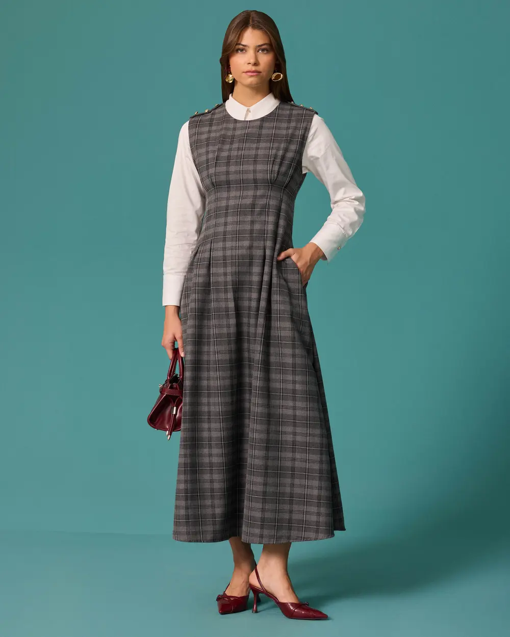 blue and white dress with pockets High Style Royal Gingham Shift – Shop the Mint Rehearsal dinner OOTD, y'all. Ideal for afternoon weddings multibuy-script SIZE:36