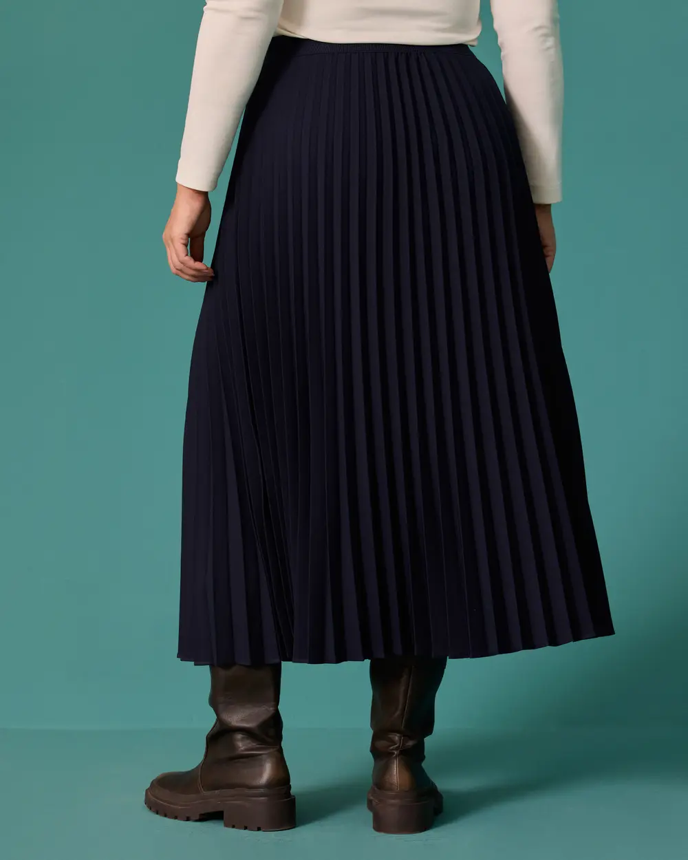 Plus Size Regular Waist A-Line Pleated Skirt