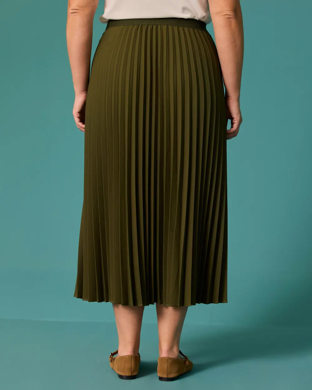 Plus Size Regular Waist A-Line Pleated Skirt