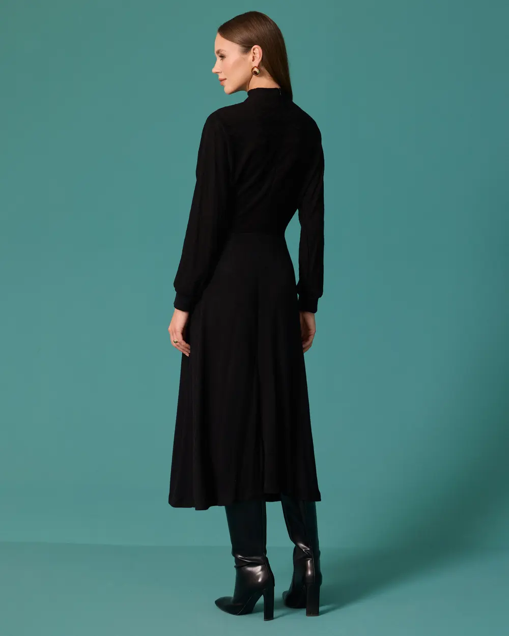 Belted, Detailed, Stand-Up Collar Knit Midi Dress