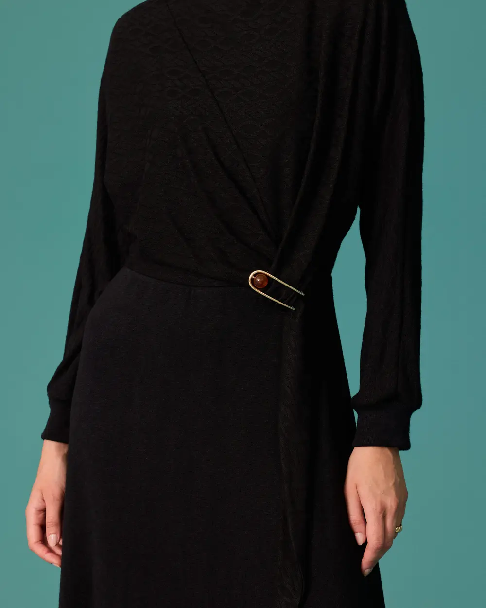 Belted, Detailed, Stand-Up Collar Knit Midi Dress