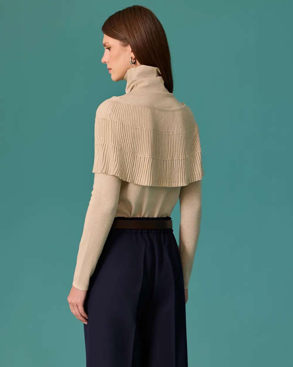 Cape-Style, Detailed Fisherman's Collar Knit Sweater