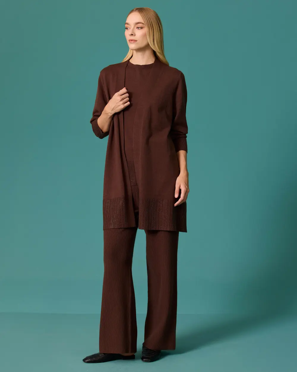 Arched Knit Cardigan Set