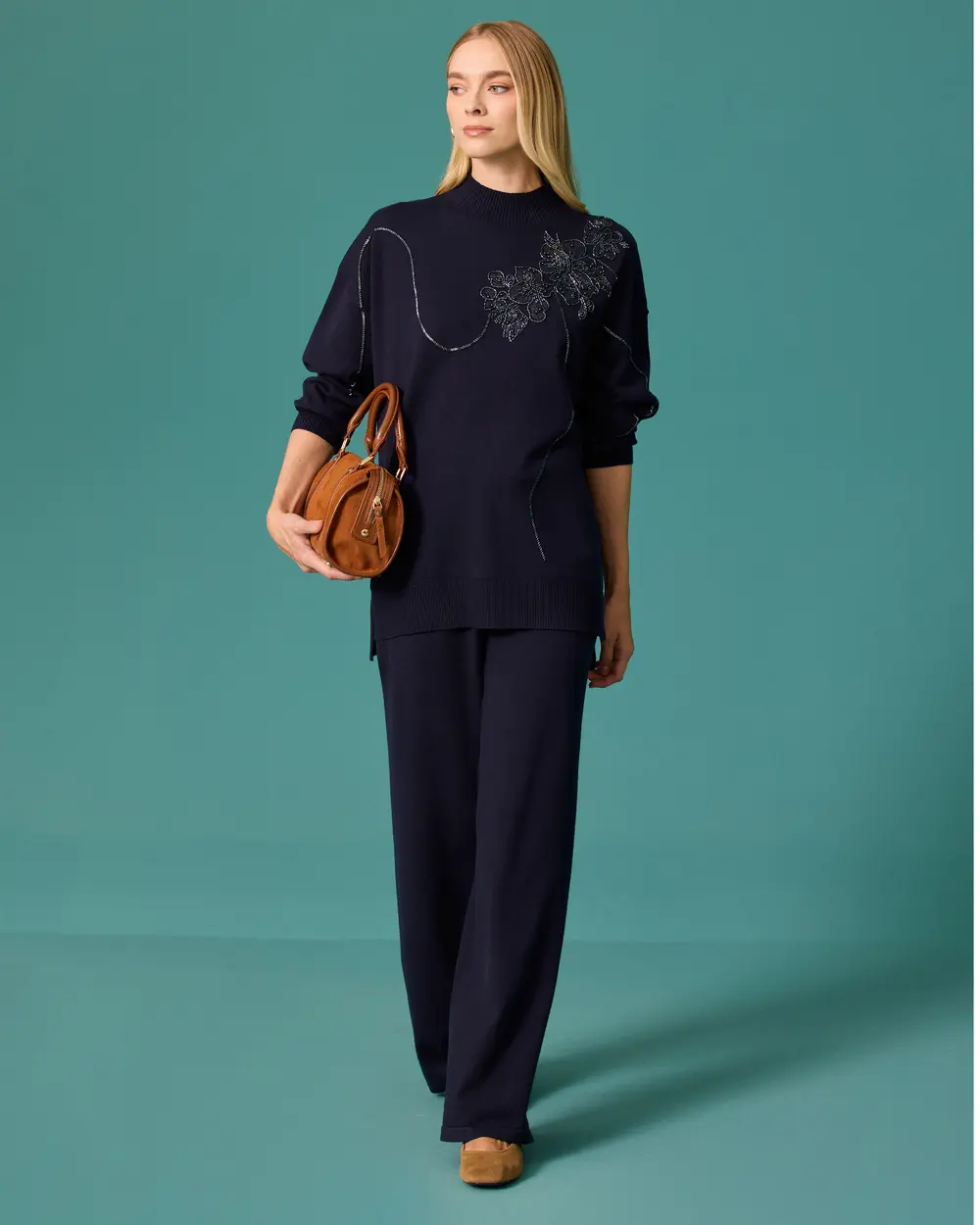 Floral-Embellished Round-Neck Knit Set