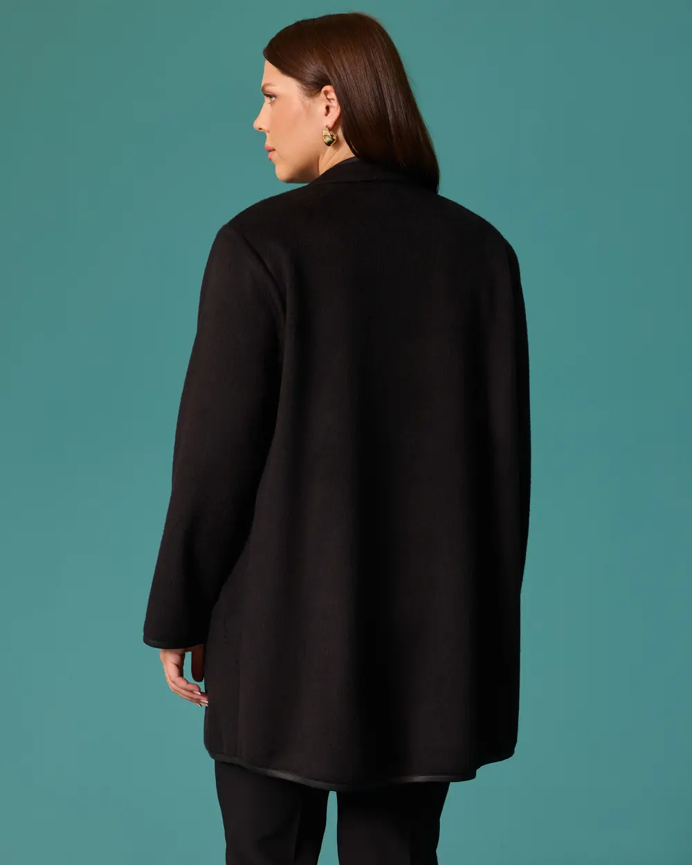 Dik Yaka Klasik Kaban