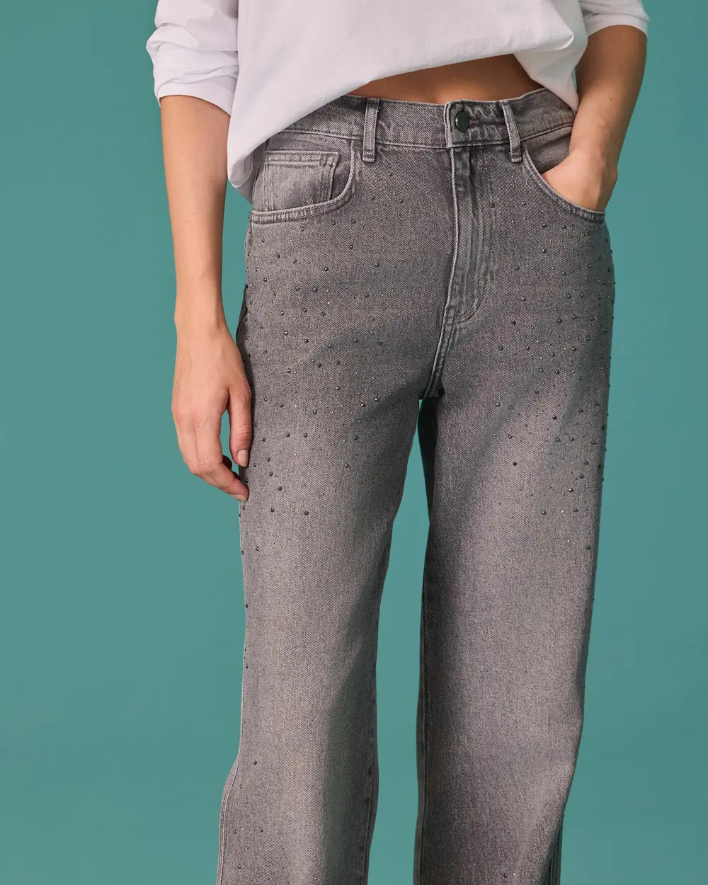 Taş Detaylı İspanyol Paça Denim Pantolon