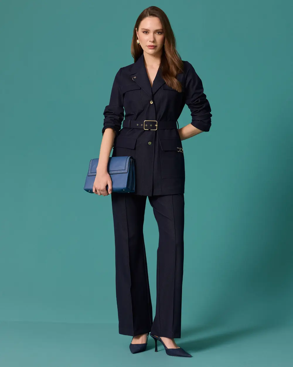 Kemerli Cep Detaylı Uzun Blazer Ceket