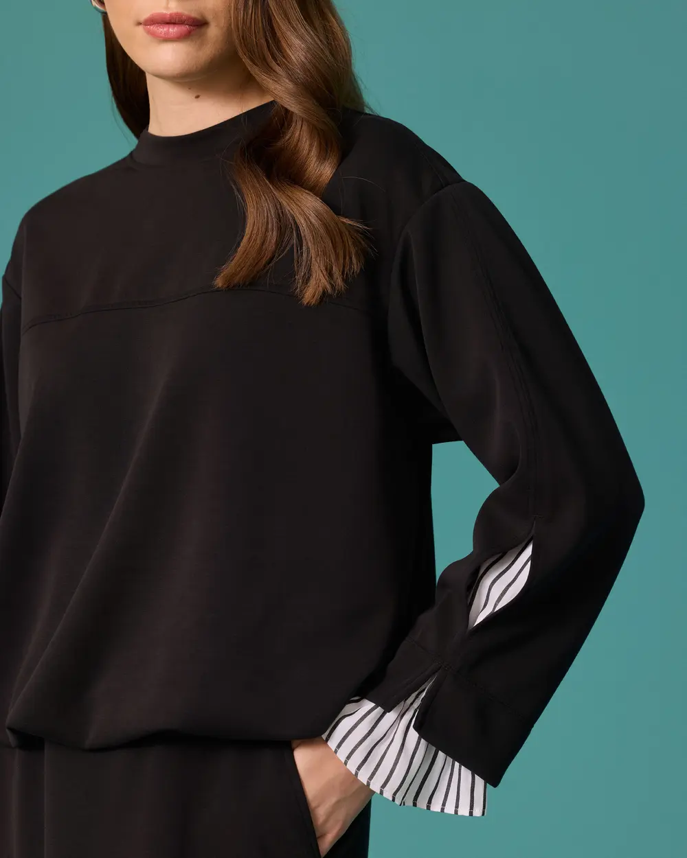 Çizgili Gömlek Detaylı Bisiklet Yaka Sweatshirt