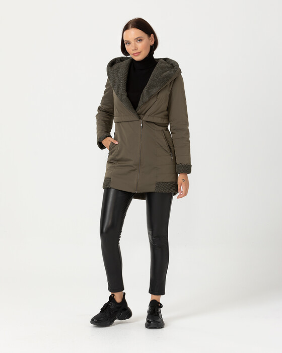 Kapüşonlu Şişme Kaban