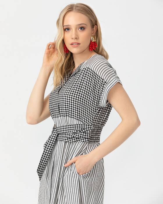 Kısa Kollu Kemerli Elbise