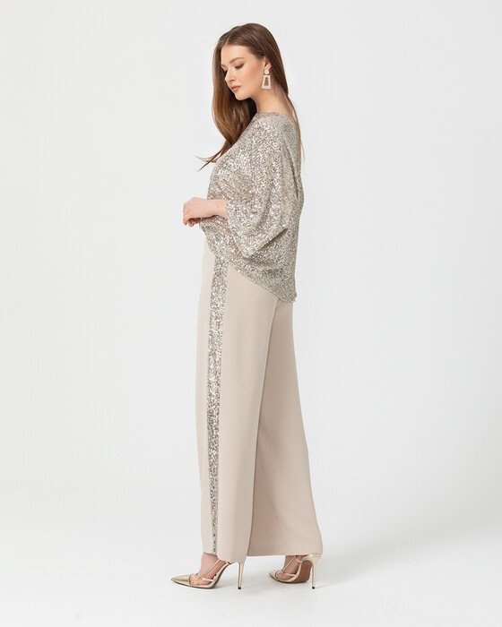 Salaş Kollu Pul Bluz