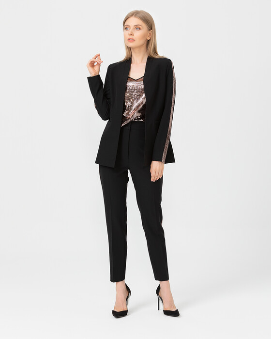 JACKET WITH SEQUINE BLOUSE