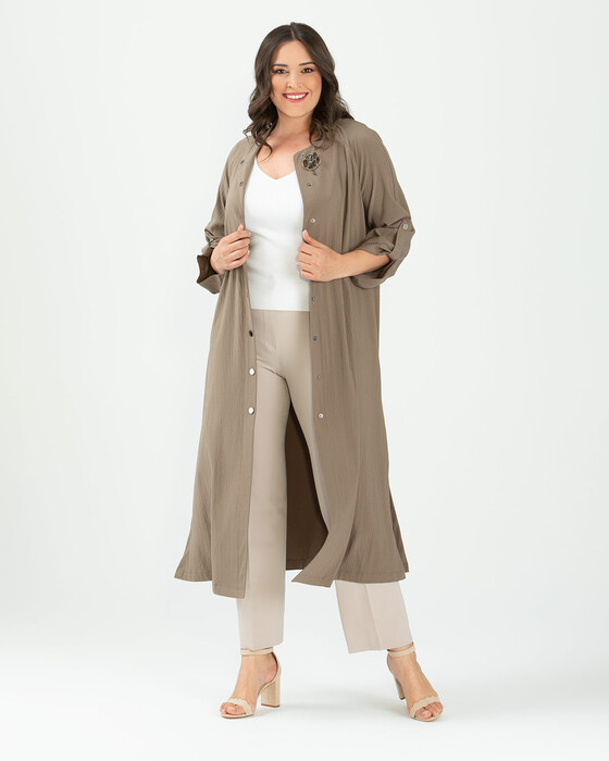 Büyük Beden Pul Detaylı Pardesü