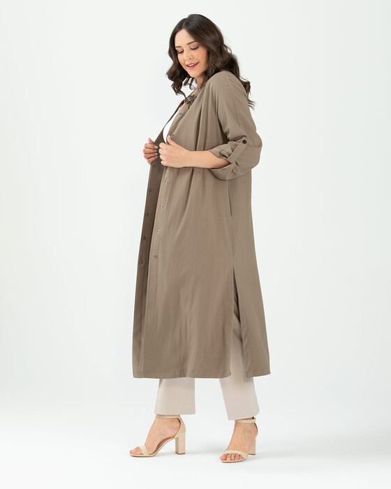 Büyük Beden Pul Detaylı Pardesü