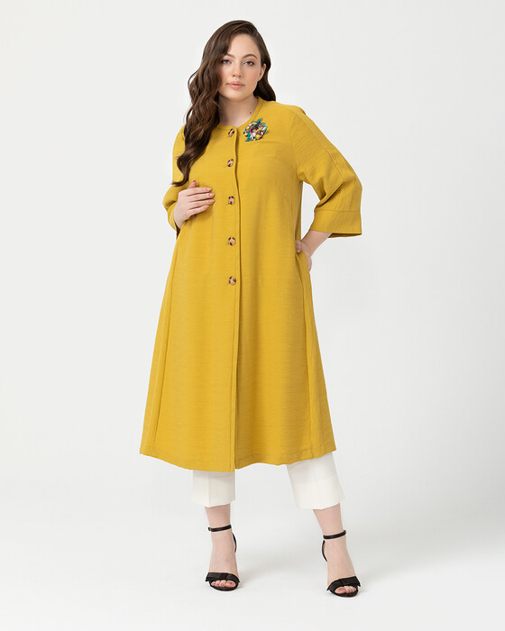 PLUS SIZE ROUND COLLAR CAPE