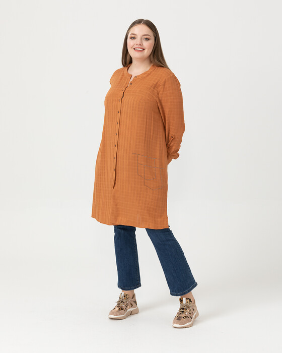 PLUS SIZE TUNIC WITH FRONT BUTTON