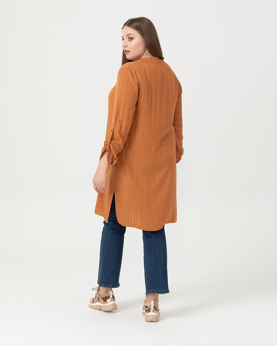 PLUS SIZE TUNIC WITH FRONT BUTTON