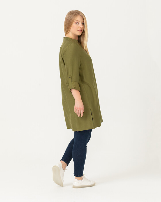 PLUS SIZE TUNIC WITH FRONT BUTTON