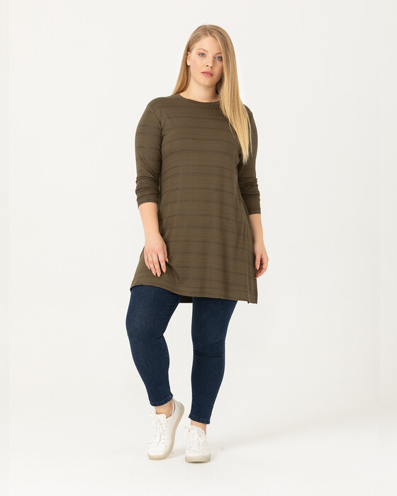 PLUS SIZE ROUND COLLAR TUNIC