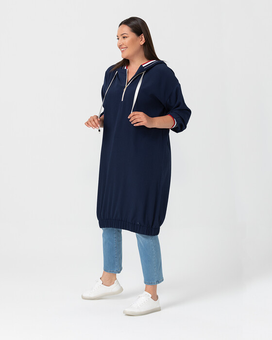 PLUS SIZE TUNIC WITH HOODIE