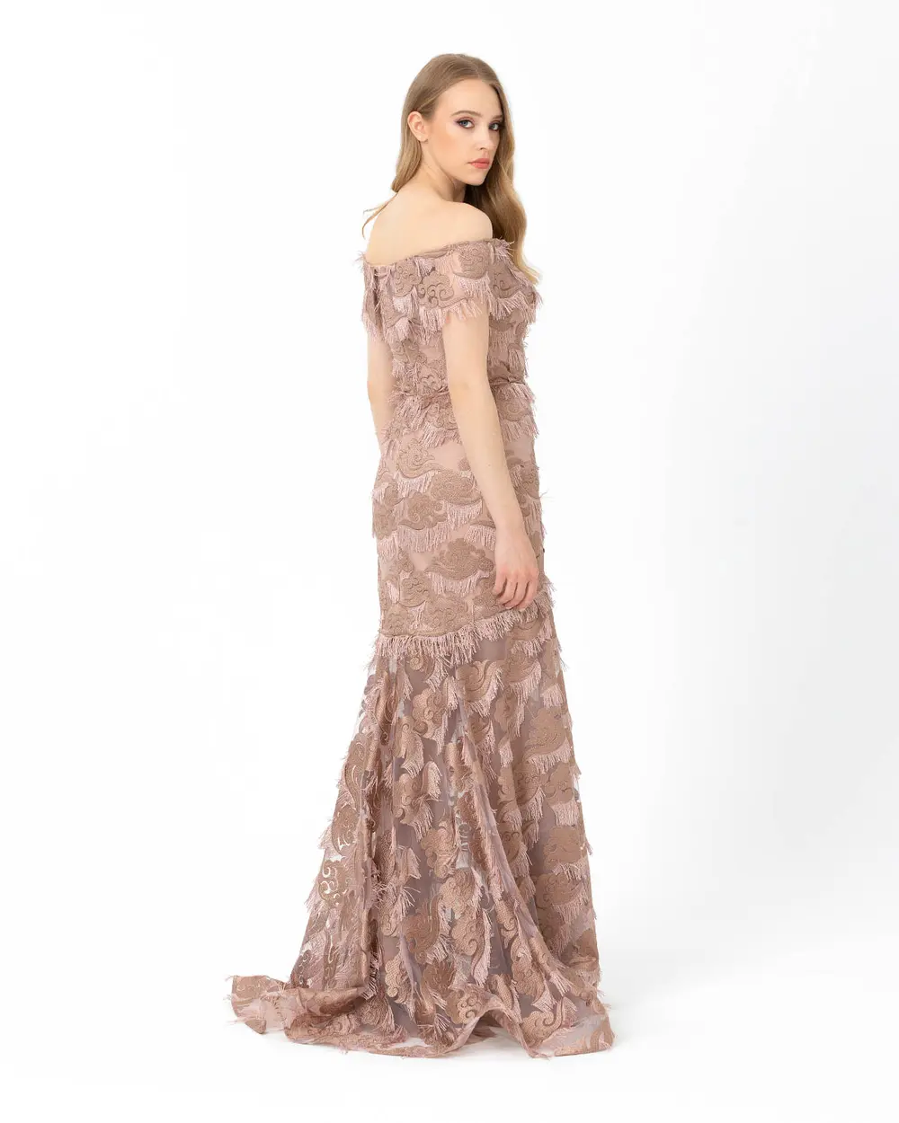 Fish Form Open Shoulder Lace Evening Dress