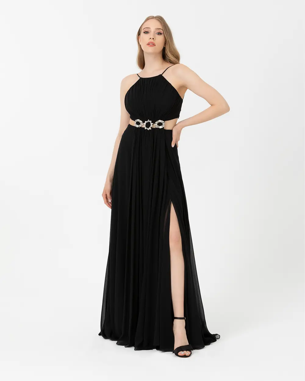 A Kesim Halter Yaka Şifon Abiye