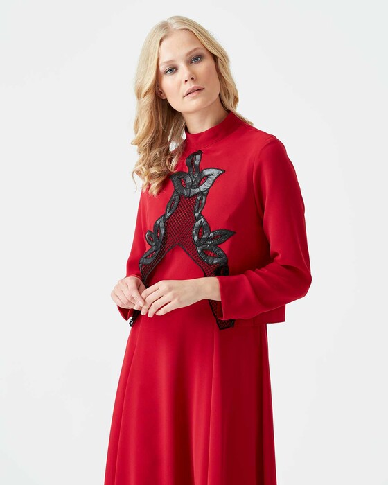 ÖNÜ İŞLEMELİ UZUN BOY ELBİSE