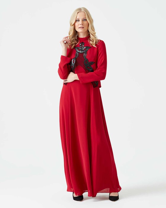 ÖNÜ İŞLEMELİ UZUN BOY ELBİSE