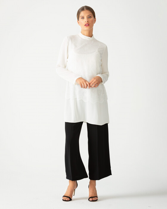 Önü Dantelli Tunik