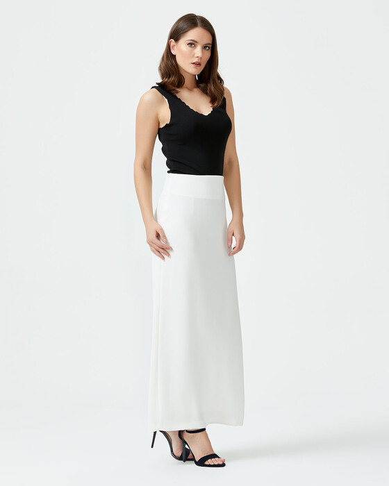 Uzun Boy Dar Kesim Etek