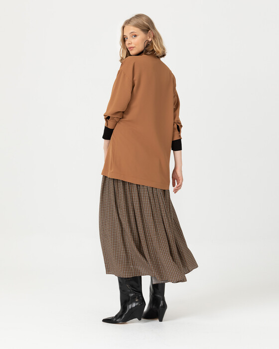 FRONT ZIPPER BLOUSE WITH POCKET DETAIL