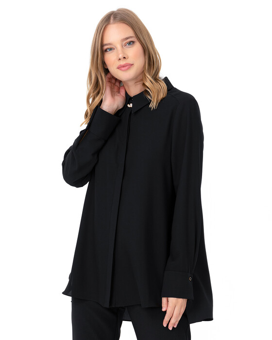 Rahat Kesim Düz Gömlek