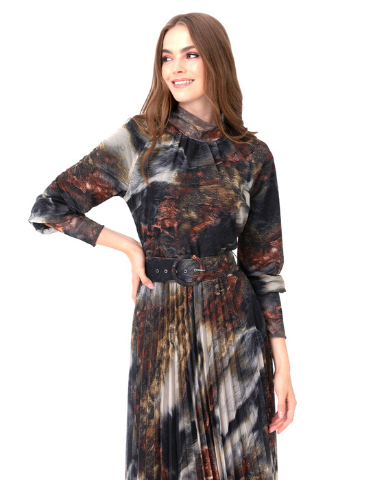 Eteği Pliseli Desenli Elbise