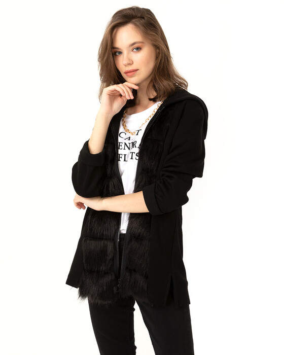 Tüy Detaylı Kapüşonlu Ceket