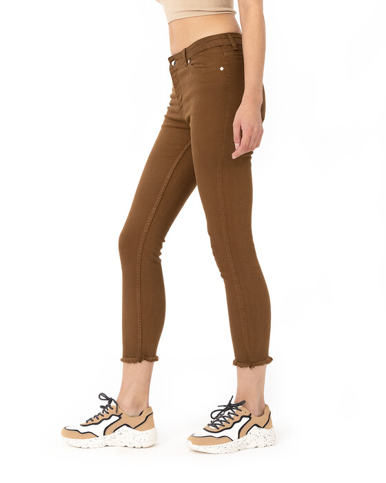 Paçası Yırtık Pantolon