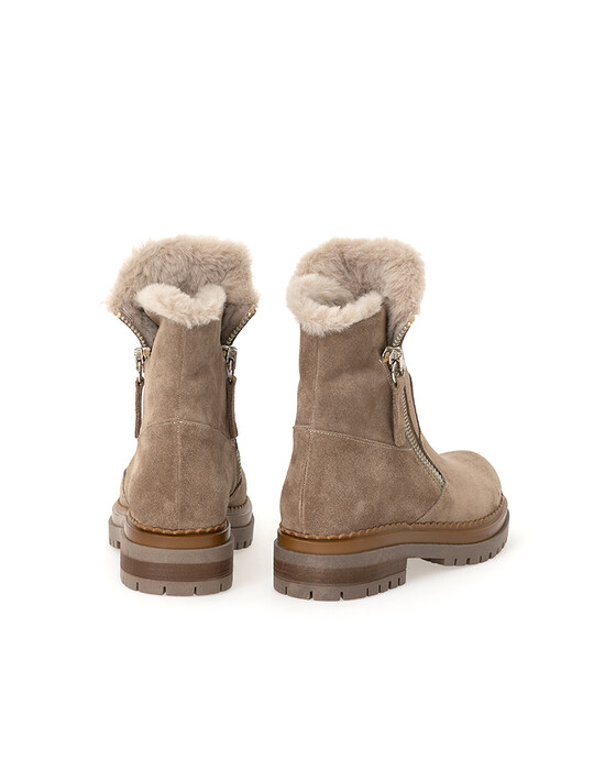 FURRY INSIDE ZIPPER DETAILED BOOTS