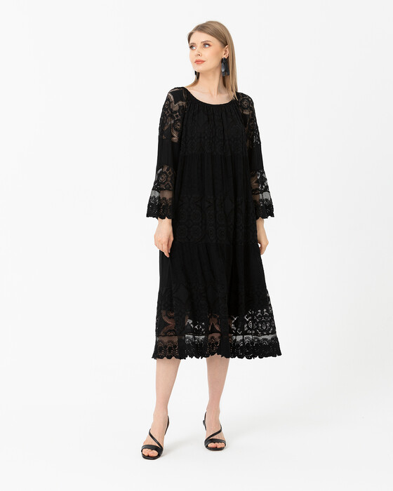Yuvarlak Yakalı Dantel Elbise