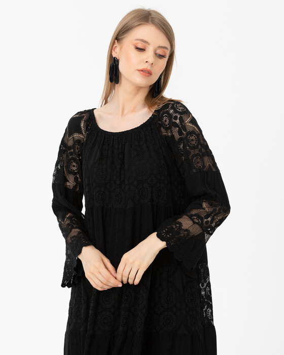 Yuvarlak Yakalı Dantel Elbise