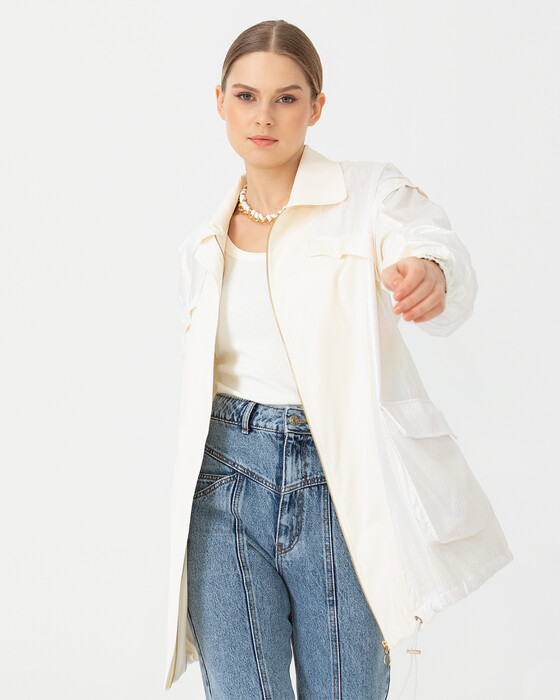 Fermuarlı Parlak Trençkot