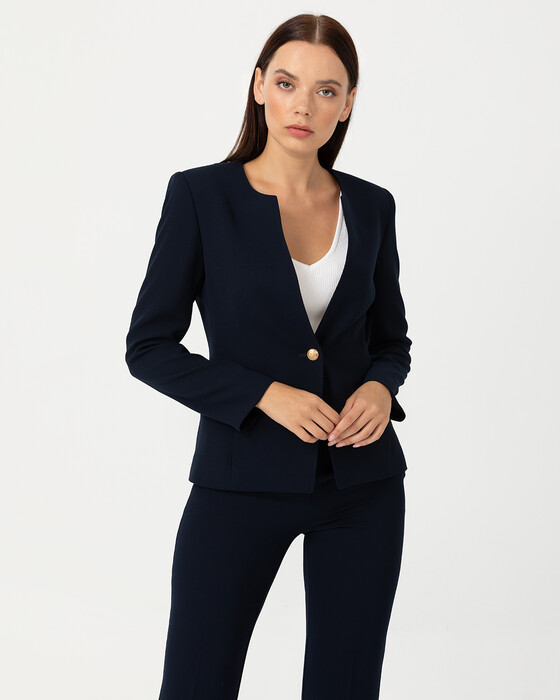 SHORT JACKET WITH SINGLE BUTTON DETAIL