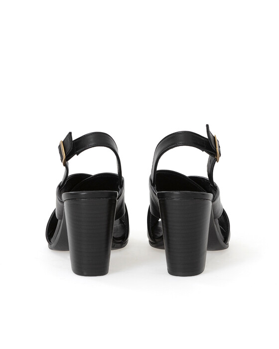 Kalın Topuklu Deri Sandalet