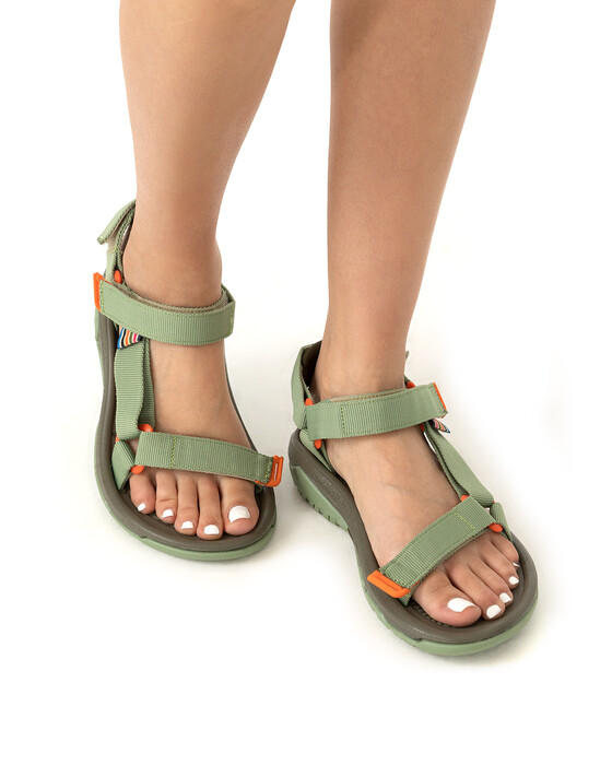 COLORED SOFT SOLE SANDALS