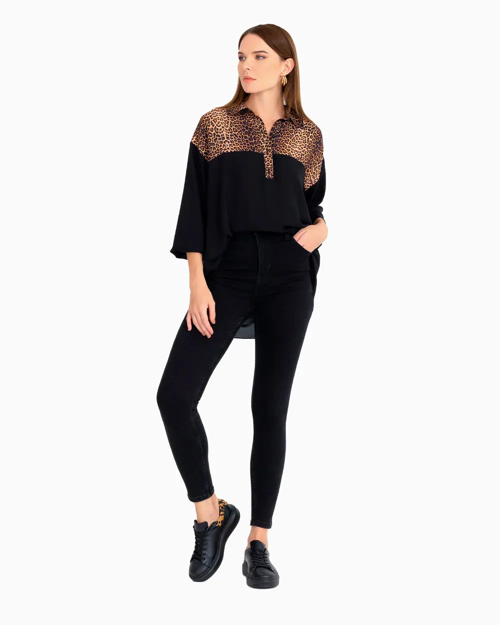 Leopar Desen Detaylı Yakalı Bluz
