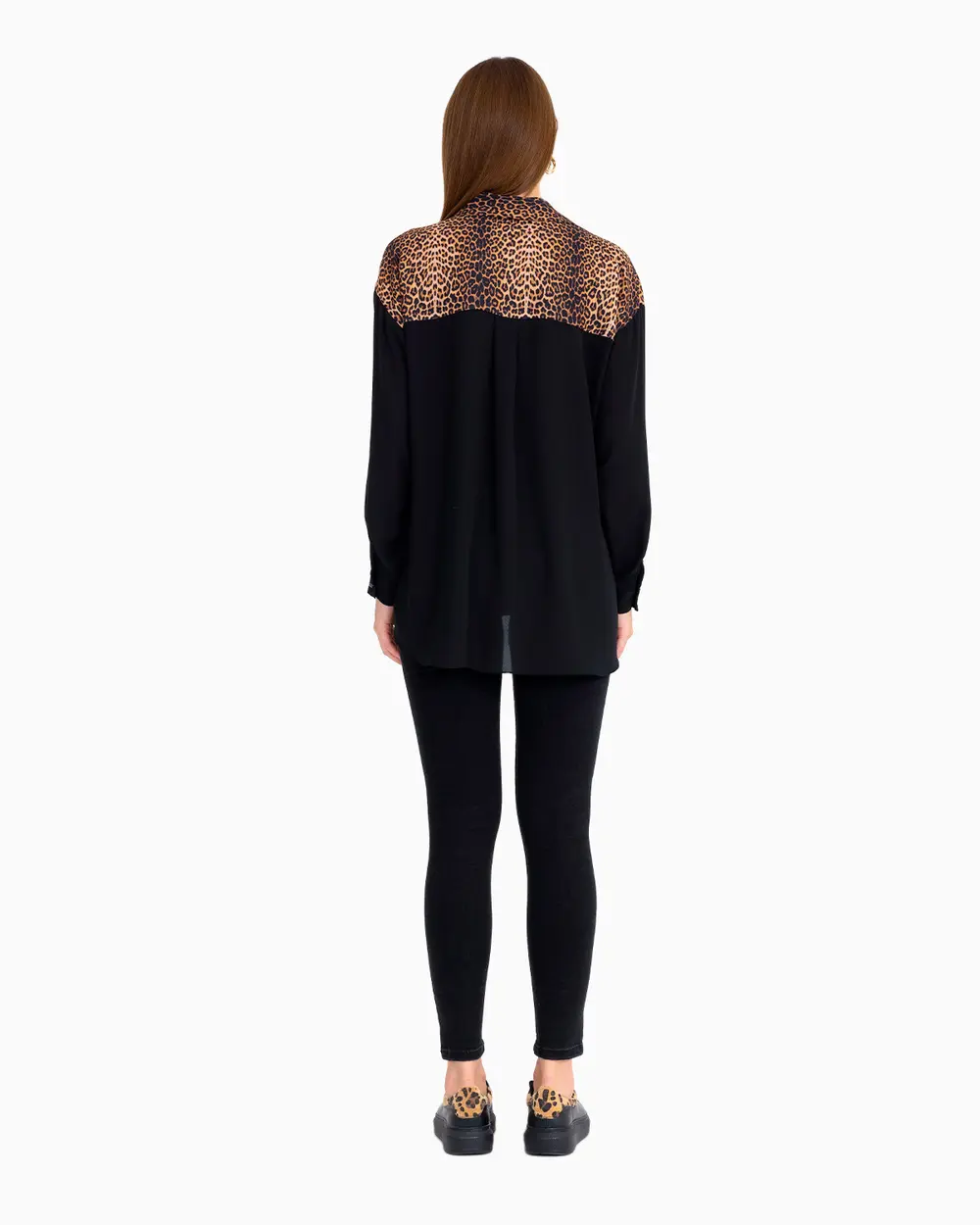 Leopar Desen Detaylı Yakalı Bluz