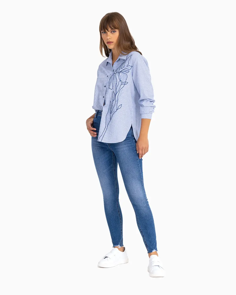 Nakış Detaylı Çizgili Gömlek