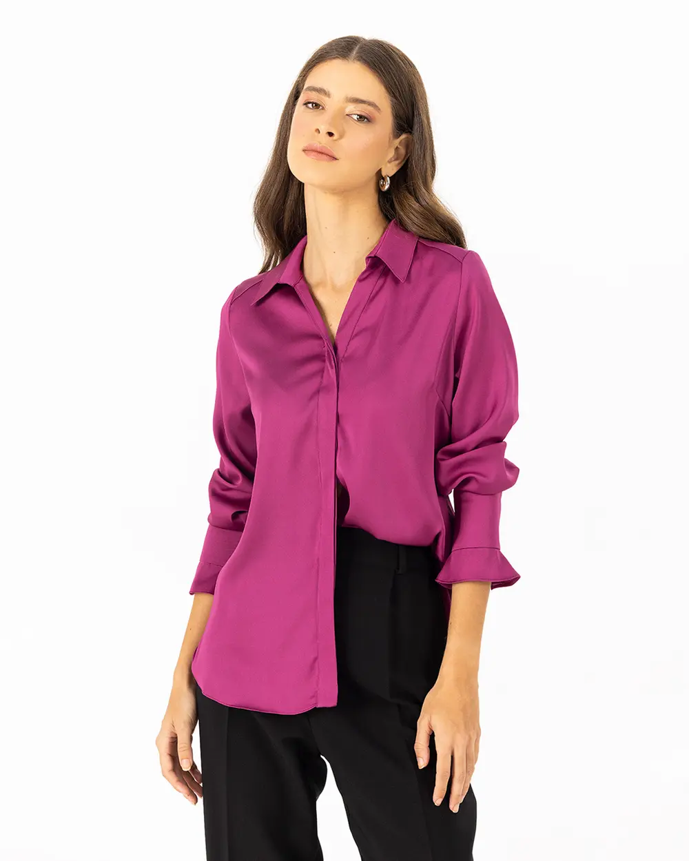 Saten Görünümlü V Yaka Gömlek