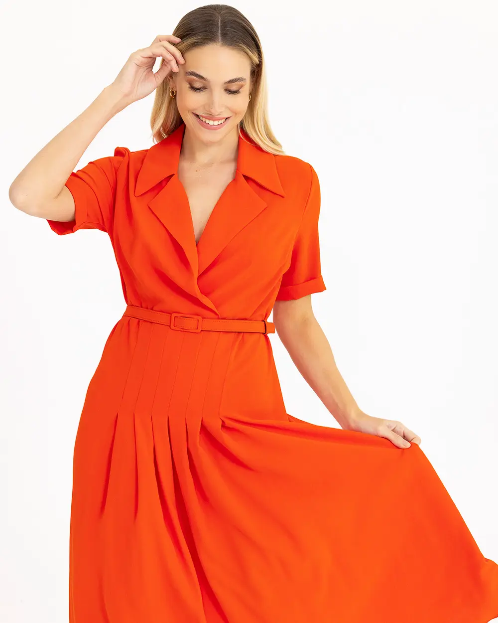 Kemerli Ceket Yaka Elbise