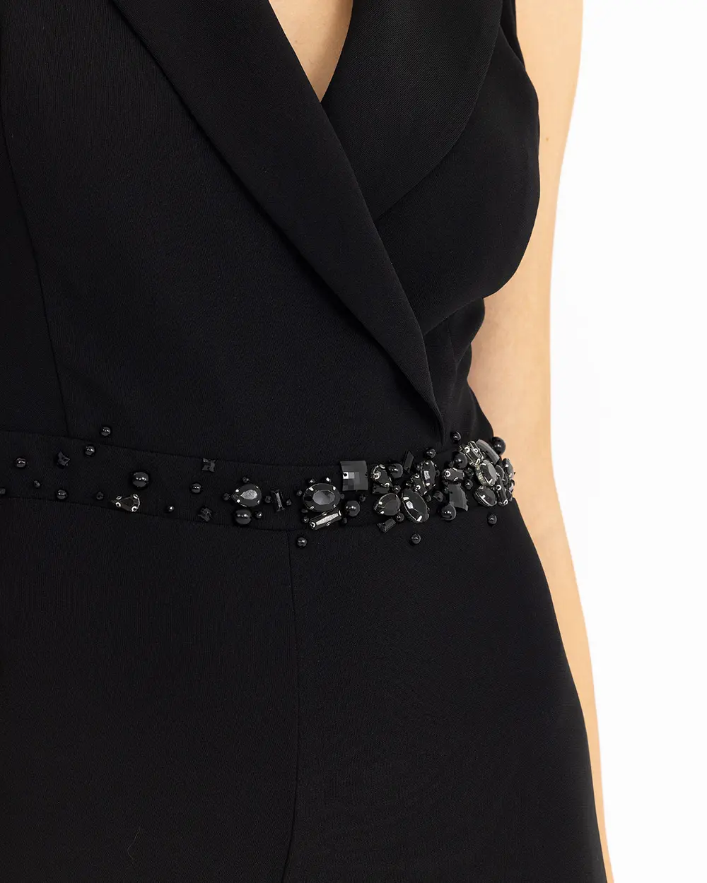 Kruvaze Yakalı Kolsuz Tulum